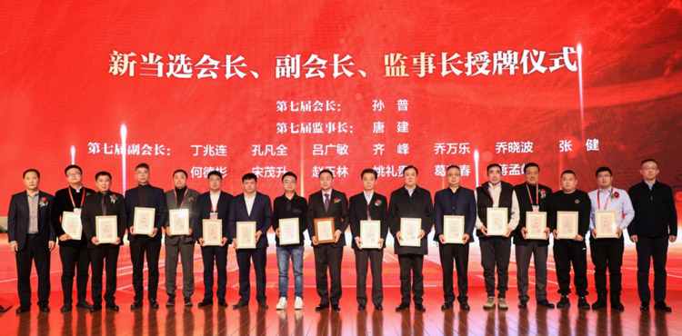 三項殊榮，見證了鵬鴻從原點走向全國